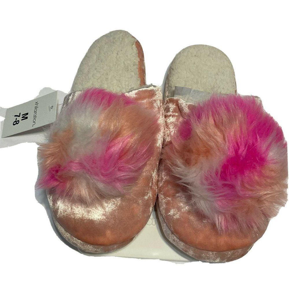 NWT xhilaration slippers womens medium 7-8 PINK pom Pom Slides Sherpa